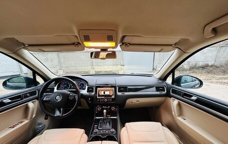 Volkswagen Touareg III, 2011 год, 20 фотография