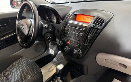 KIA cee'd I рестайлинг, 2008 год, 535 000 рублей, 13 фотография