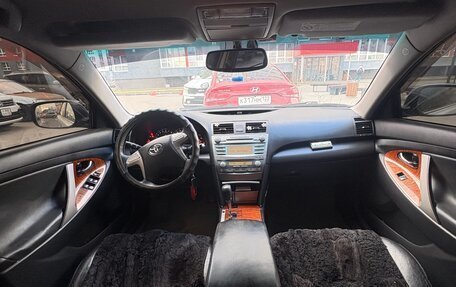 Toyota Camry, 2008 год, 1 250 000 рублей, 8 фотография