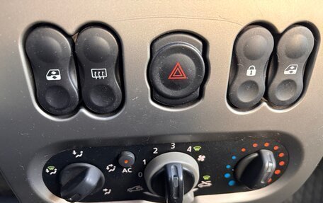 Renault Logan I, 2011 год, 749 900 рублей, 11 фотография