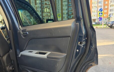 Jeep Liberty (Patriot), 2007 год, 550 000 рублей, 8 фотография