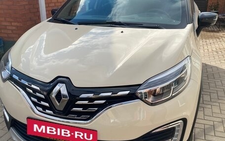 Renault Kaptur I рестайлинг, 2020 год, 2 100 000 рублей, 1 фотография