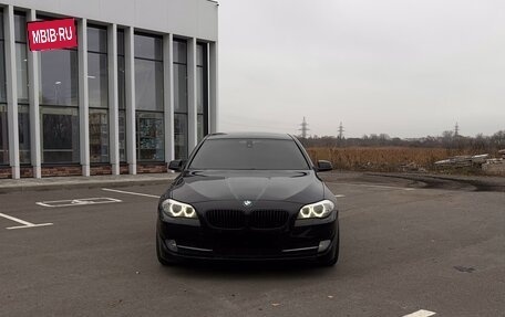 BMW 5 серия, 2010 год, 1 500 000 рублей, 2 фотография