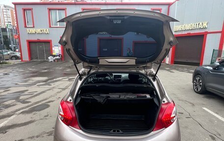 Peugeot 208 II, 2014 год, 750 000 рублей, 9 фотография