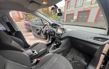 Peugeot 208 II, 2014 год, 750 000 рублей, 14 фотография