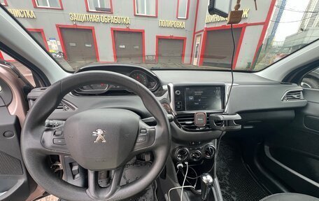 Peugeot 208 II, 2014 год, 750 000 рублей, 11 фотография