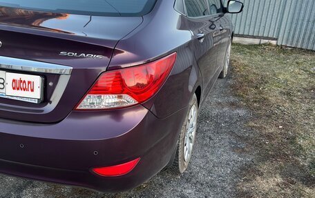 Hyundai Solaris II рестайлинг, 2011 год, 980 000 рублей, 4 фотография