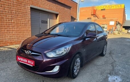 Hyundai Solaris II рестайлинг, 2011 год, 980 000 рублей, 11 фотография