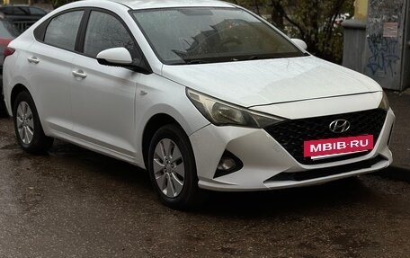 Hyundai Solaris II рестайлинг, 2020 год, 990 000 рублей, 6 фотография