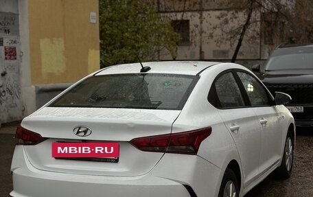 Hyundai Solaris II рестайлинг, 2020 год, 990 000 рублей, 4 фотография