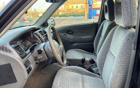 Suzuki Grand Vitara, 2003 год, 535 000 рублей, 24 фотография