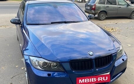 BMW 3 серия, 2006 год, 1 000 000 рублей, 2 фотография