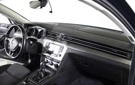 Volkswagen Passat B8 рестайлинг, 2016 год, 2 320 000 рублей, 9 фотография