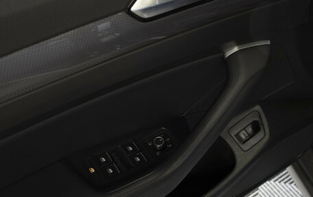 Volkswagen Passat B8 рестайлинг, 2016 год, 2 320 000 рублей, 22 фотография