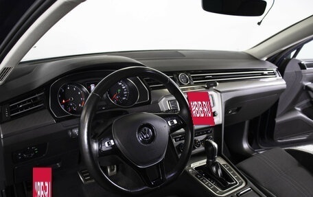 Volkswagen Passat B8 рестайлинг, 2016 год, 2 320 000 рублей, 13 фотография