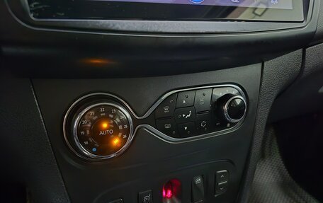 Renault Sandero II рестайлинг, 2014 год, 790 000 рублей, 18 фотография