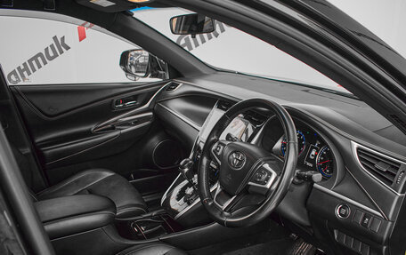 Toyota Harrier, 2017 год, 2 675 000 рублей, 9 фотография