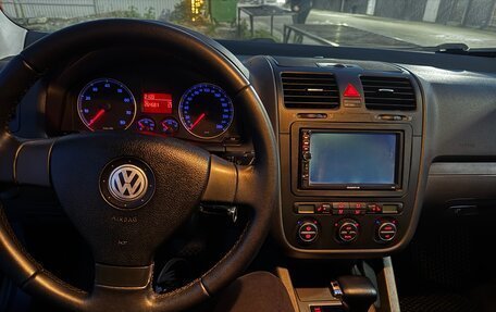 Volkswagen Golf V, 2008 год, 750 000 рублей, 2 фотография