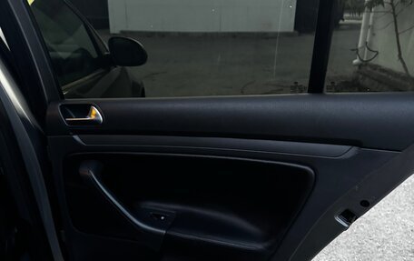 Volkswagen Golf V, 2008 год, 750 000 рублей, 26 фотография