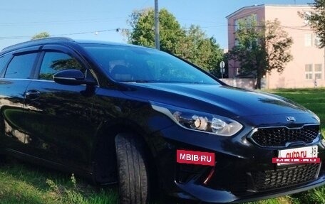 KIA cee'd III, 2019 год, 1 800 000 рублей, 7 фотография