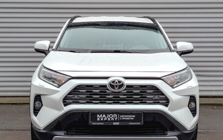 Toyota RAV4, 2022 год, 3 955 000 рублей, 2 фотография