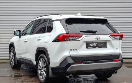 Toyota RAV4, 2022 год, 3 955 000 рублей, 7 фотография