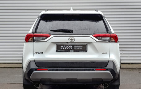 Toyota RAV4, 2022 год, 3 955 000 рублей, 6 фотография