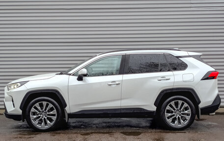 Toyota RAV4, 2022 год, 3 955 000 рублей, 8 фотография