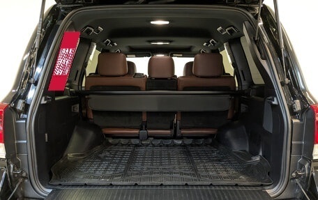 Toyota Land Cruiser 200, 2018 год, 6 550 000 рублей, 10 фотография