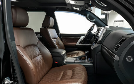 Toyota Land Cruiser 200, 2018 год, 6 550 000 рублей, 24 фотография