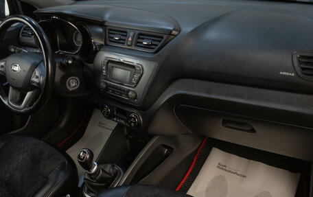 KIA Rio III рестайлинг, 2013 год, 799 000 рублей, 21 фотография