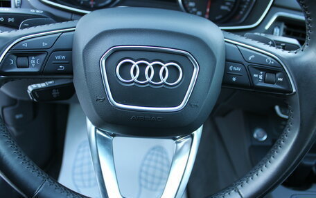 Audi A4, 2019 год, 2 850 000 рублей, 15 фотография