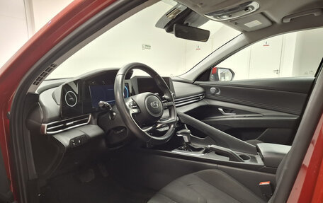 Hyundai Elantra, 2023 год, 2 195 000 рублей, 16 фотография