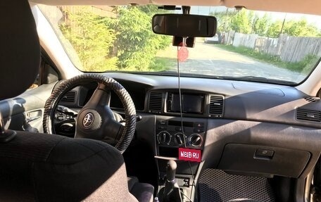 Toyota Corolla, 2005 год, 500 000 рублей, 4 фотография