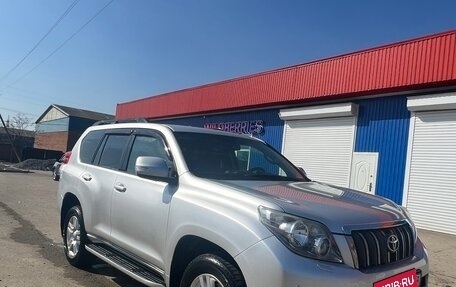 Toyota Land Cruiser Prado 150 рестайлинг 2, 2011 год, 3 000 000 рублей, 12 фотография