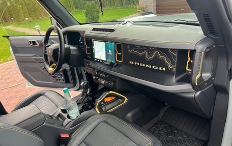 Ford Bronco, 2024 год, 8 800 000 рублей, 28 фотография