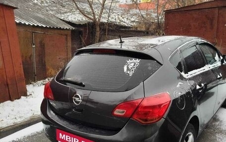 Opel Astra J, 2012 год, 550 000 рублей, 4 фотография