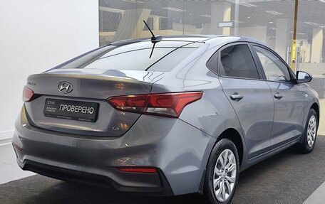 Hyundai Solaris II рестайлинг, 2017 год, 1 059 000 рублей, 6 фотография