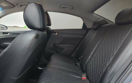 Hyundai Solaris II рестайлинг, 2017 год, 1 059 000 рублей, 15 фотография