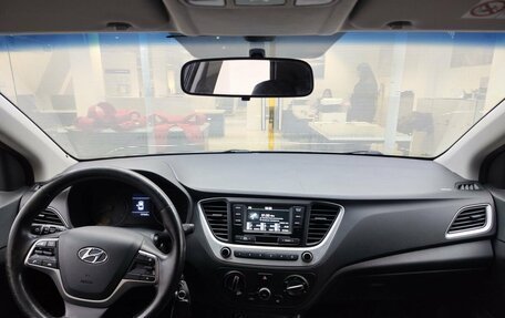 Hyundai Solaris II рестайлинг, 2017 год, 1 059 000 рублей, 17 фотография