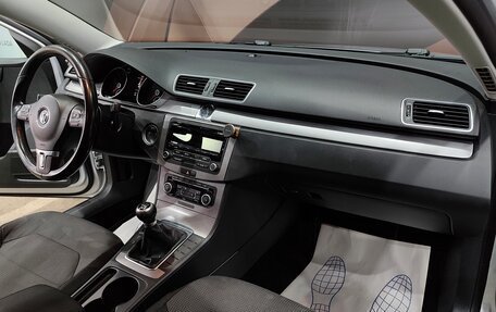 Volkswagen Passat B7, 2011 год, 1 070 000 рублей, 9 фотография