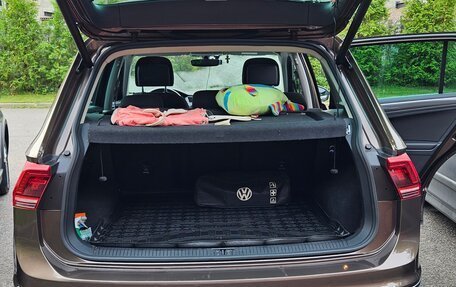 Volkswagen Tiguan II, 2018 год, 2 200 000 рублей, 7 фотография