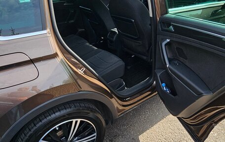 Volkswagen Tiguan II, 2018 год, 2 200 000 рублей, 18 фотография