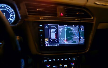 Volkswagen Tiguan II, 2018 год, 2 200 000 рублей, 25 фотография