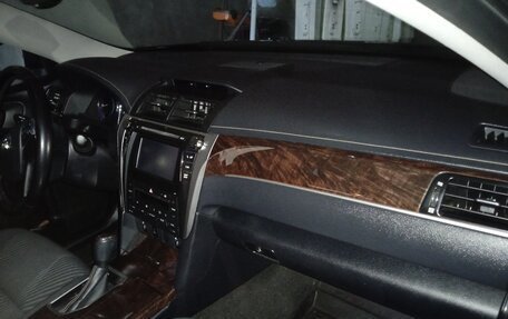 Toyota Camry, 2016 год, 2 100 000 рублей, 7 фотография