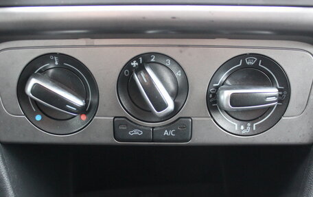 Volkswagen Polo VI (EU Market), 2019 год, 925 000 рублей, 19 фотография