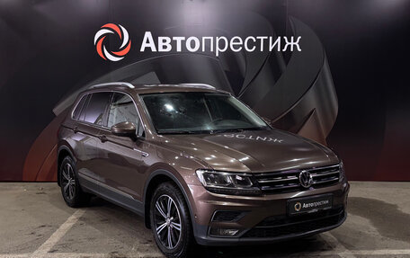 Volkswagen Tiguan II, 2018 год, 2 280 000 рублей, 3 фотография