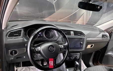 Volkswagen Tiguan II, 2018 год, 2 280 000 рублей, 7 фотография