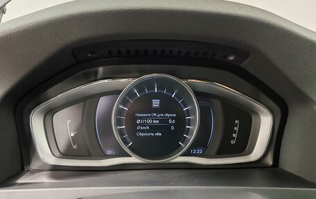 Volvo S60 Cross Country, 2015 год, 1 799 000 рублей, 13 фотография