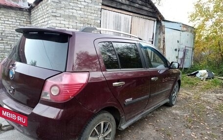 Geely MK Cross I, 2012 год, 200 000 рублей, 2 фотография